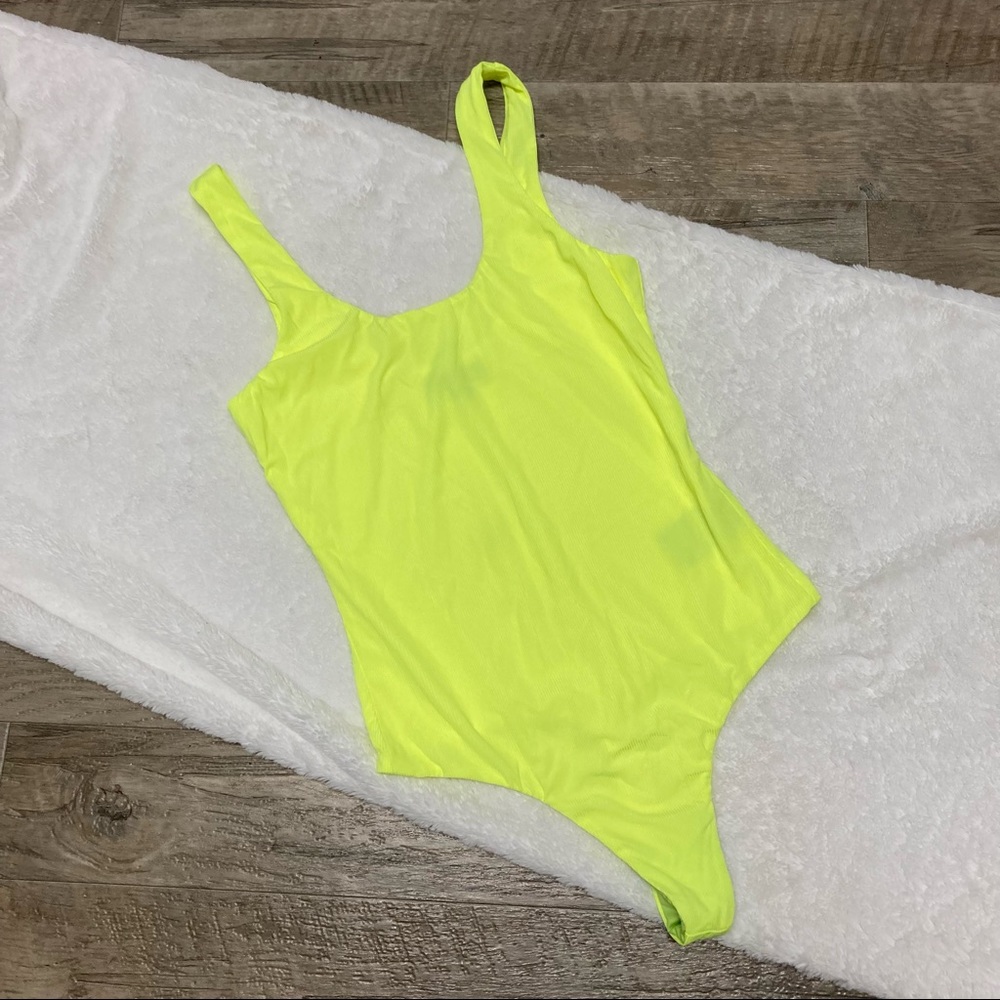 Never worn - Revolve H:OURS neon Lena yellow lime bodysuit